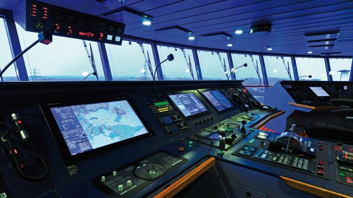Teknologi Terbaru dalam Navigasi Kapal: GPS, Radar, dan AIS